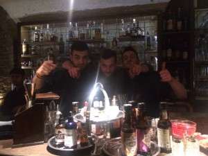 Gianluca Melfa, Alessandro Venturi e Alessio Fioro dietro il banco dell'Argot
