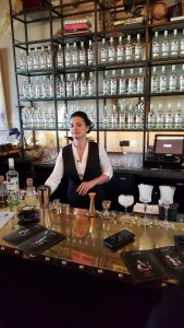 Laura Marnich si prepara per la sua Bacardi Legacy