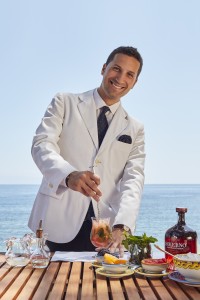 Claudio Adelfio sul mare