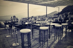 Il Bar Letterario del Belmond Grand Hotel Timeo in versione vintage