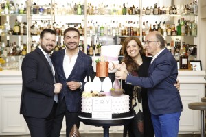 I festeggiamenti per il compleanno del Dry Martini Sorrento