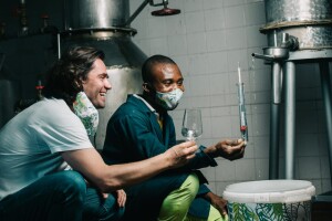 Riccardo Guerra in distilleria